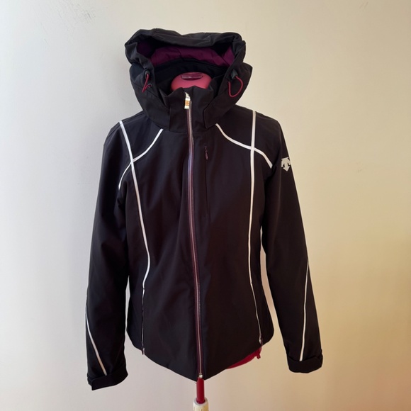 Descente Women's 'Bree' Down Filled Black and White Ski Jacket Sz 6 - Picture 1 of 14